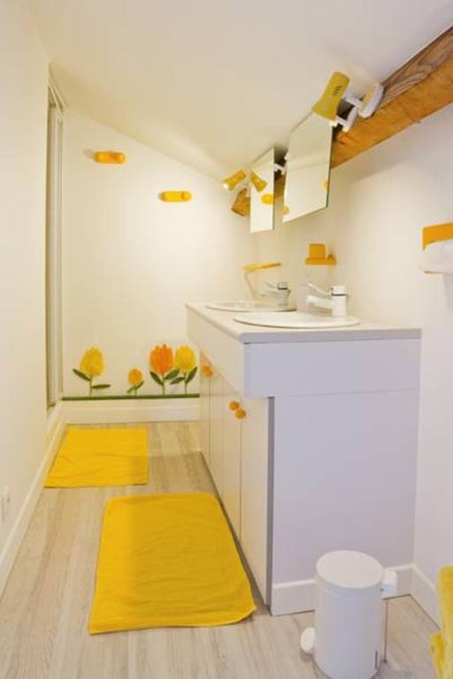 Le Murier Toulouse Room photo