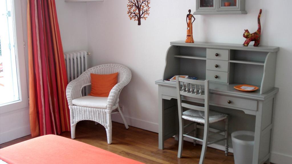 Le Murier Toulouse Room photo