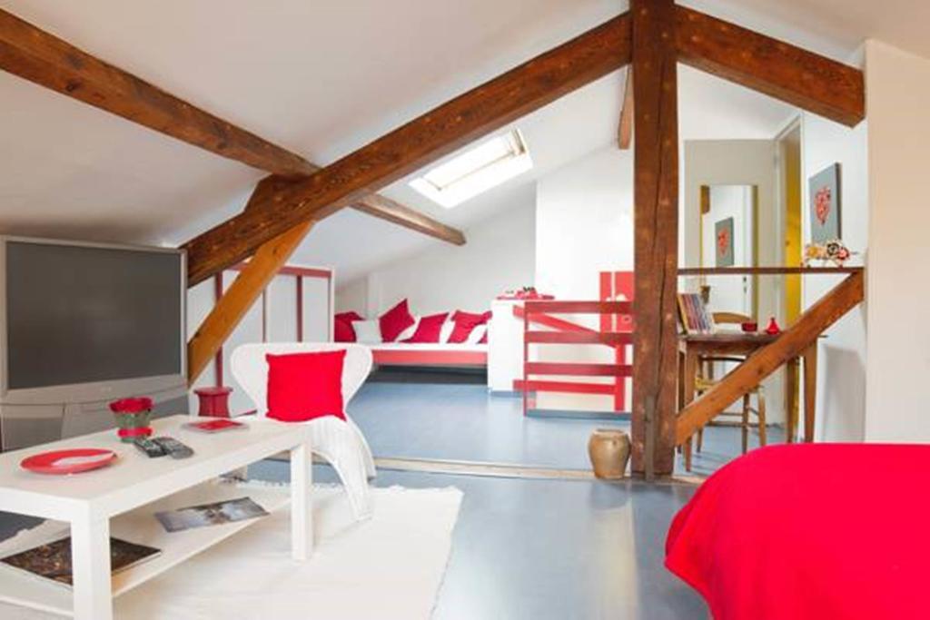 Le Murier Toulouse Room photo